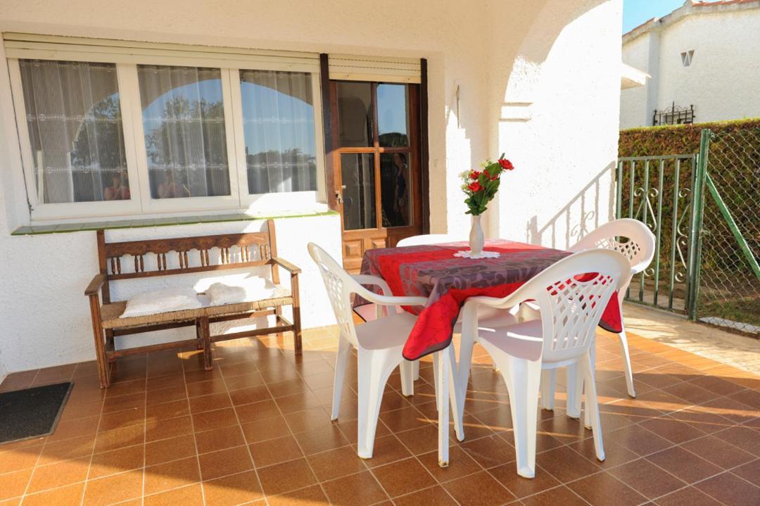 Casa Del Dorado Playa Cambrils Villa Buitenkant foto